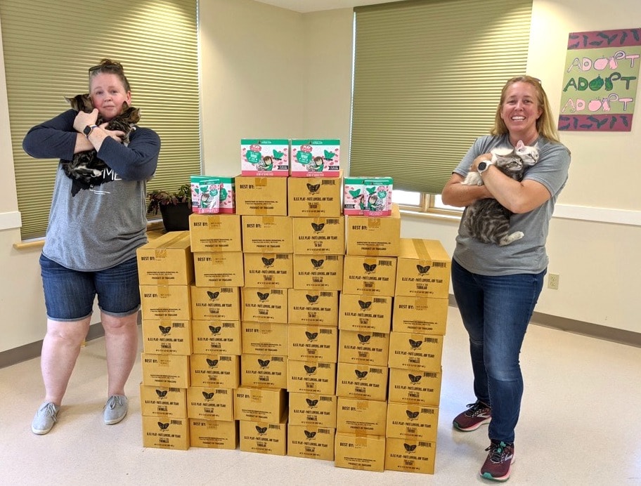 Loyal Biscuit Fans Donation Pope Memorial Humane Society